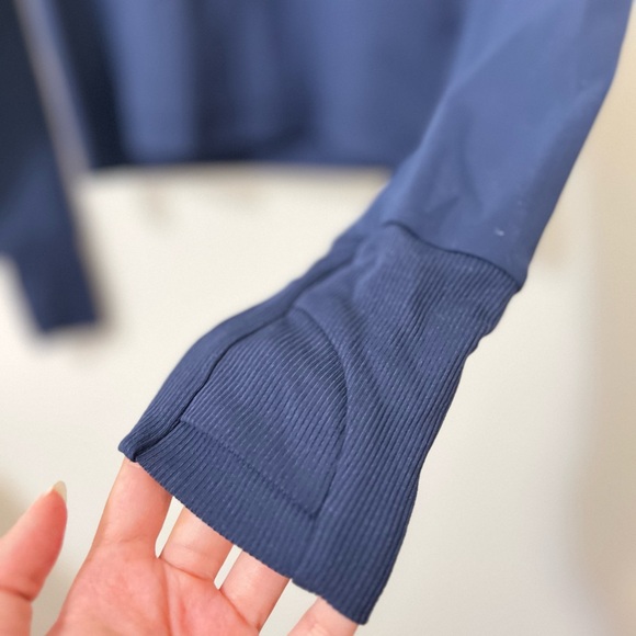 Fabletics active jacket - Picture 2 of 3